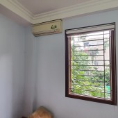 Chính chủ bán căn nhà 32m2 ngõ 78 phố Bồ Đề, Long Biên